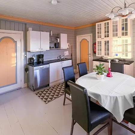3 Bedroom In Brottum Apartamento Skrukkerud